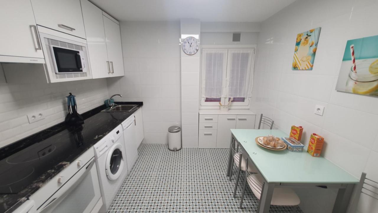 Jasjose Playa - Frente A San Lorenzo, 2 Hab, 6 Pax, Wifi - Vut-2047-As Gijón Zewnętrze zdjęcie